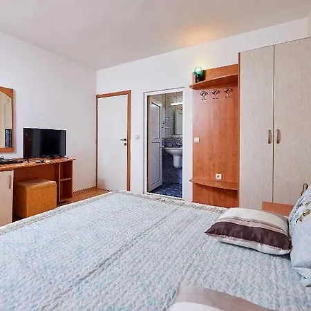 черно море ゲストハウス *